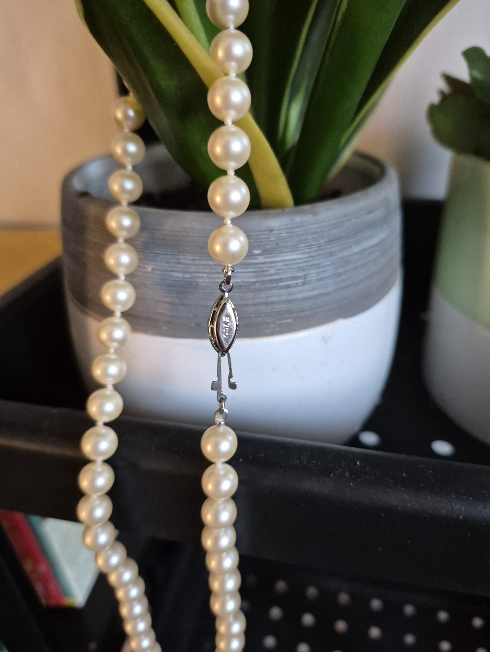 Classic Ivory Pearl Necklace with Silver Clasp - Picture 2 of 5
